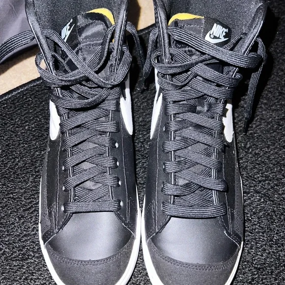 Nike Blazer Mid 77 - Picture 4 of 4